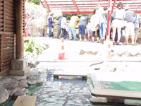 かまど地獄足湯から四丁目を見る